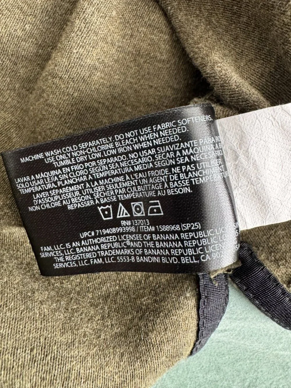 Banana Republic classic banana